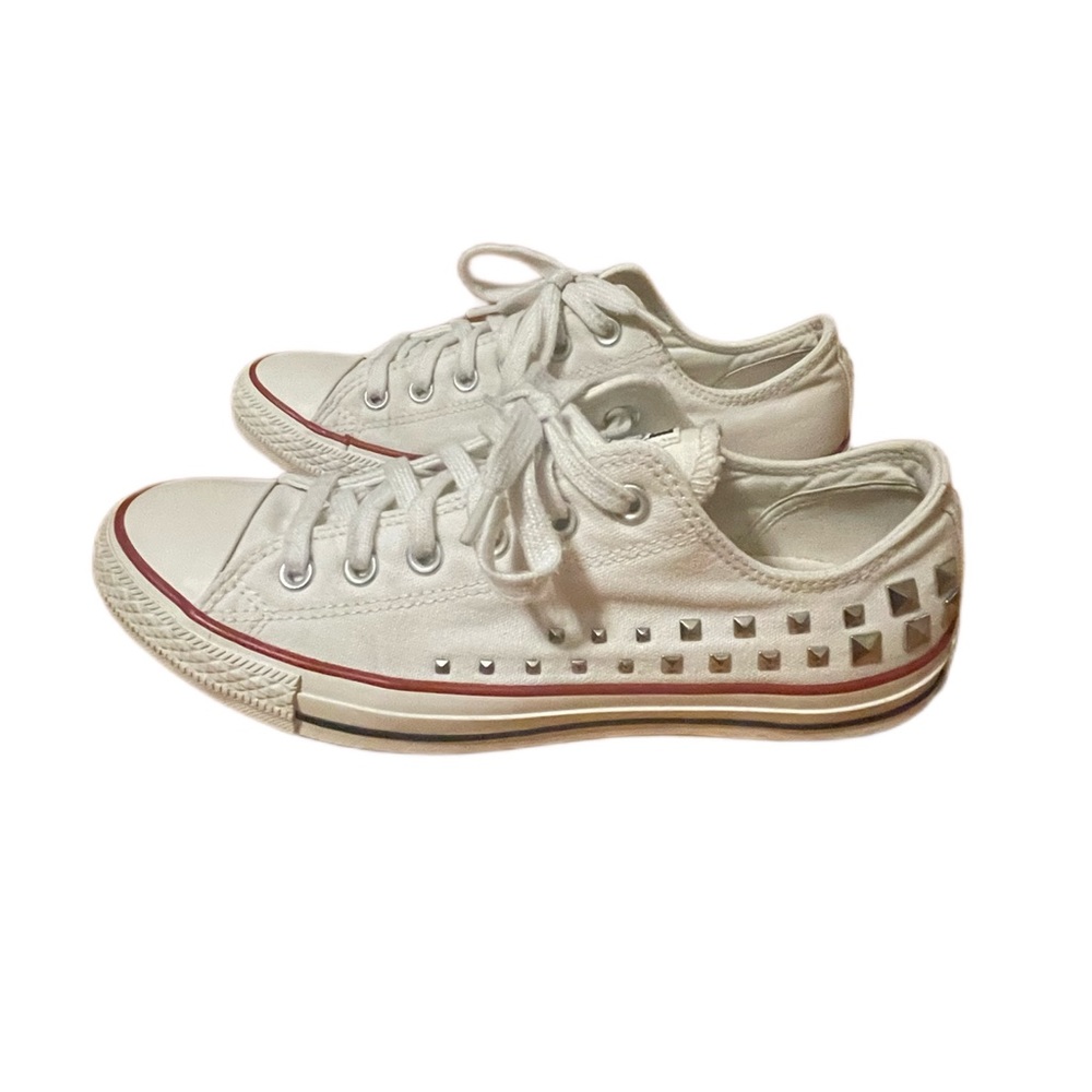 Converse Chuck Taylor All Star 'Collar Studs' Sneaker Ox Color Egret